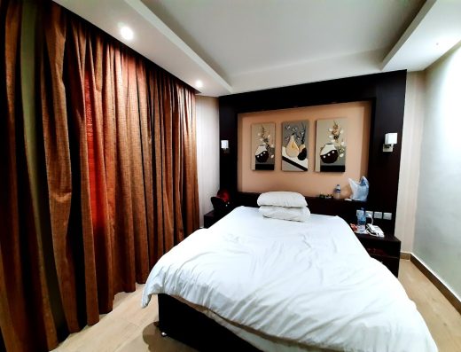 Al Muhanna Plaza Hotel