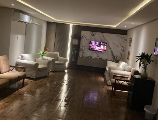 Elements SPA