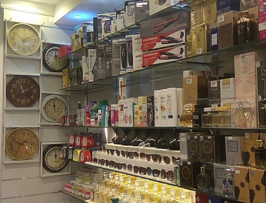 MANGO HYPER – GIFT AND NOVELTIES
